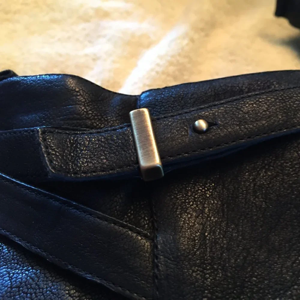 NWOT Ann Taylor Black Leather Ankle Boot - Picture 6 of 8